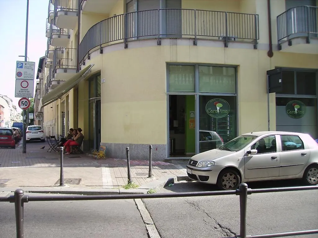 Star One Hotel Milan Guest house