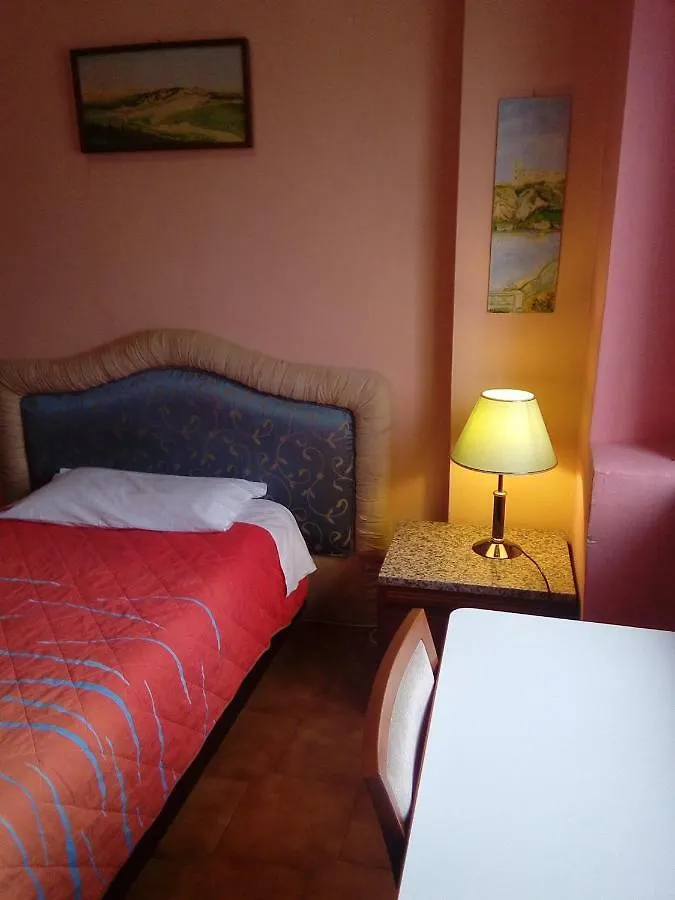 Star One Hotel Milan Guest house
